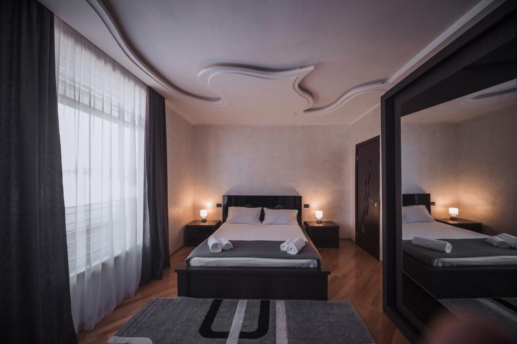 Makos Guest House Κουτάισι Εξωτερικό φωτογραφία