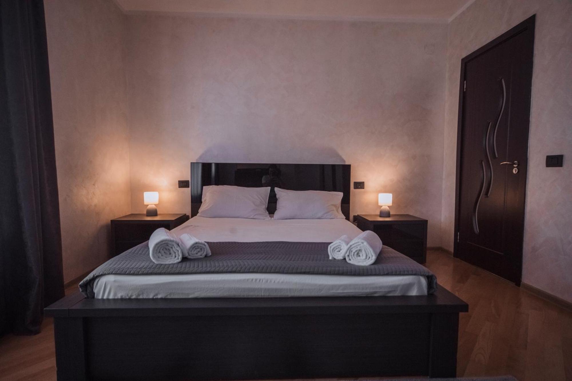 Makos Guest House Κουτάισι Εξωτερικό φωτογραφία