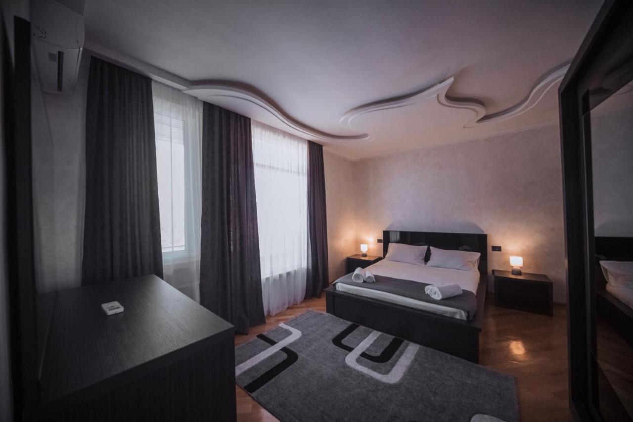Makos Guest House Κουτάισι Εξωτερικό φωτογραφία