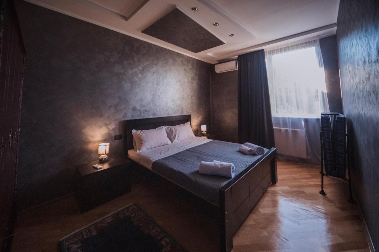 Makos Guest House Κουτάισι Εξωτερικό φωτογραφία