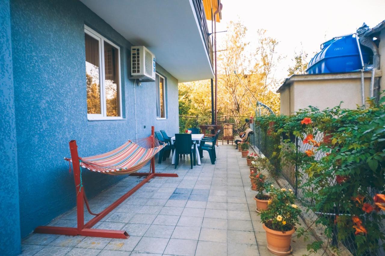 Makos Guest House Κουτάισι Εξωτερικό φωτογραφία