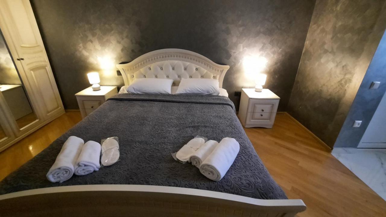 Makos Guest House Κουτάισι Εξωτερικό φωτογραφία