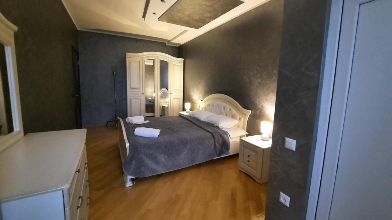 Makos Guest House Κουτάισι Εξωτερικό φωτογραφία