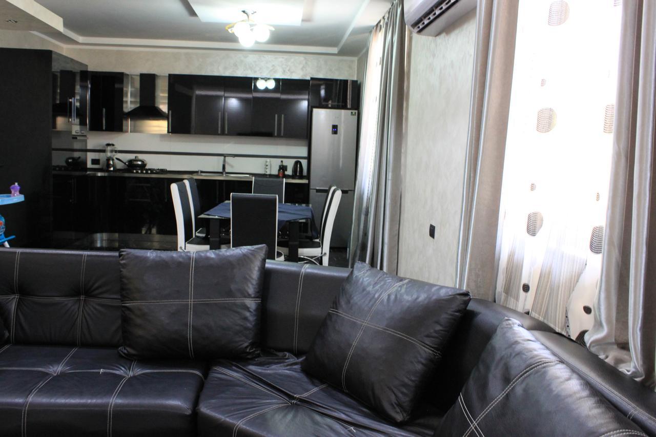 Makos Guest House Κουτάισι Εξωτερικό φωτογραφία